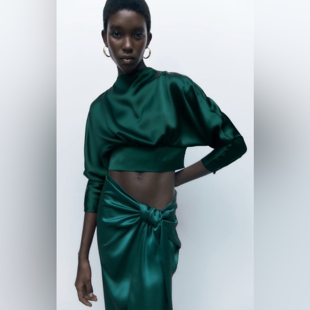 NWT Zara Emerald Green Knotted Satin Skirt